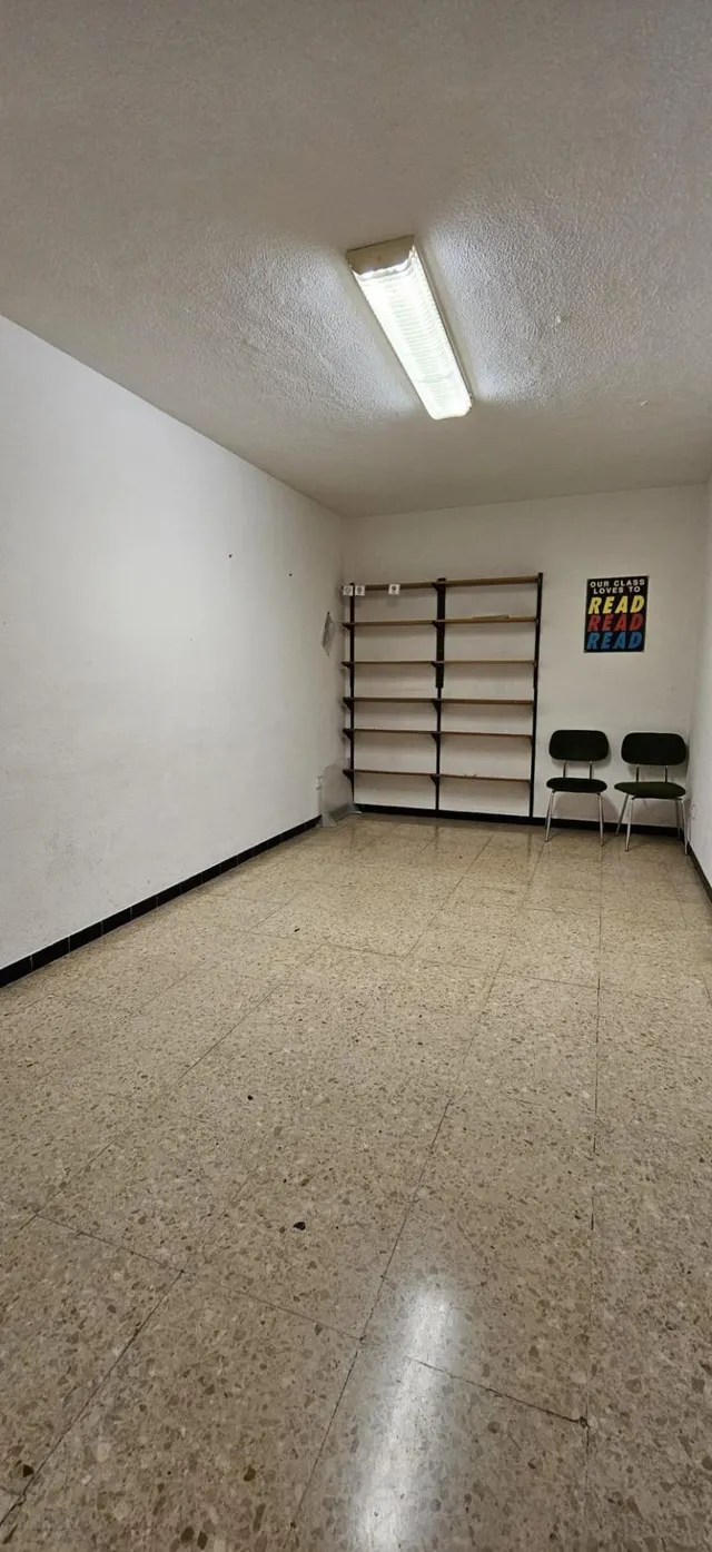 ¡Oportunidad única! Estupendo local en entreplanta en pleno centro de Elche — 16