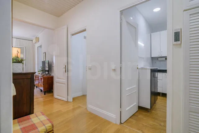 Vivienda con balcón y ascensor en pleno corazón del Gòtic — 42