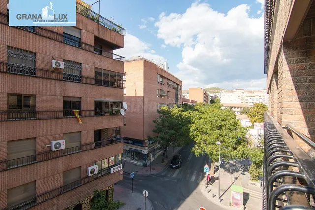 CALLE TRAJANO. Plaza Menorca