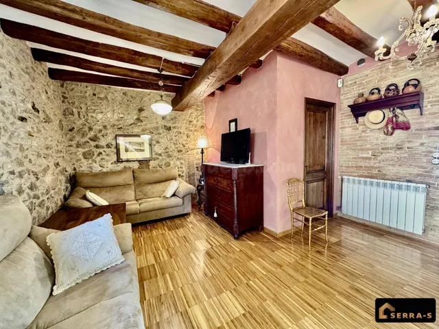 Exclusiva casa de pueblo con encanto en el corazón de Torroe - foto 5