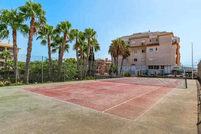 Apartamento de 2 dormitorios 2 baños en playa flamenca (orihuela costa) — 36
