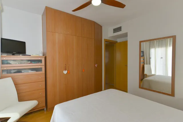 Dúplex seminuevo con  terraza- solárium en el centro de Gavà — 21