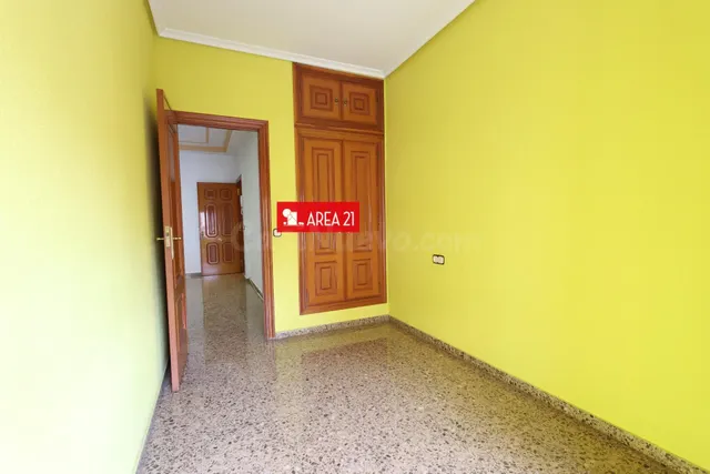 CASA DE PUEBLO CON GARAJE Y VARIAS TERRAZAS - foto 5