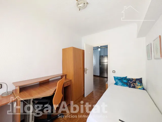 Luz natural y excelente ubicación en este piso exterior con balcón — 15