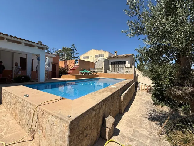Casa de campo con piscina y terreno en las afueras de Manacor — 13