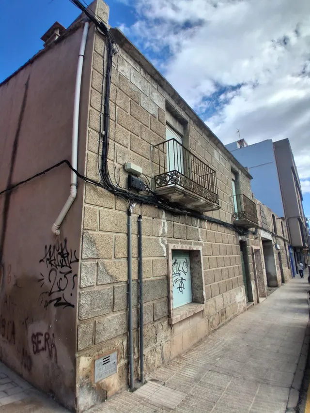 Solar Urbano en Chaflán Estratégico — Avda. País Valencià (Muro de Alcoy) — 9