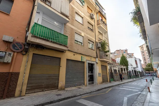 Ático reformado con ascensor, terraza y chimenea, listo para entrar a vivir — 30