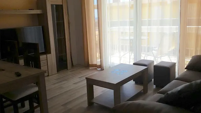 APARTAMENTO EN 1ERA. LINEA DE PLAYA DE GANDIA CON VISTAS AL MAR, Y GARAJE INCLUIDO — 39