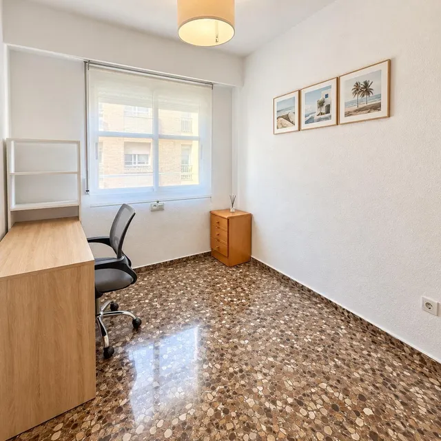 PISO DE 4 habitaciones EN ALQUILER EN BENICALAP — 7