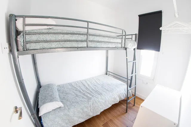 Coqueto apartamento con piscina compartida — 9