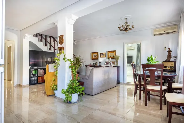 Espaciosa vivienda pareada con jardín, piscina, garaje y gran terraza en Mairena del Aljarafe — 13
