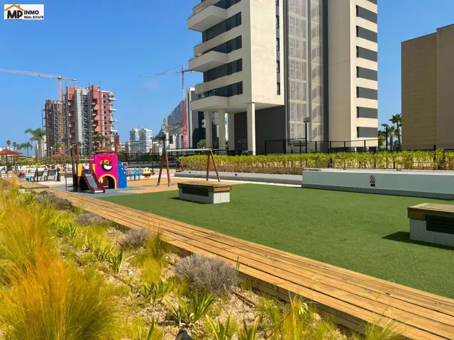 Apartamento moderno y elegante con bonitas vistas en Calpe — 14