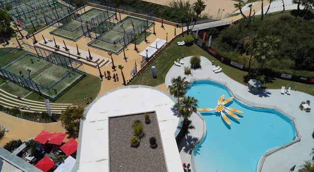 LLAVE EN MANO. ÁTICO IMPRESIONANTE CON ENORME TERRAZA, ORIENTACIÓN SUR Y VISTAS PANORÁMICAS AL MAR — 31