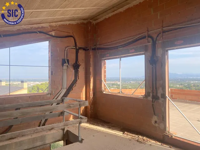 Chalet en venta en construcción situado en Urbanización Los Lagos de Alginet — 6
