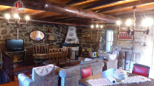 CASA SEÑORIAL PARA REFORMAR EN LOS ALREDEDORES DE ALLARIZ. — 15