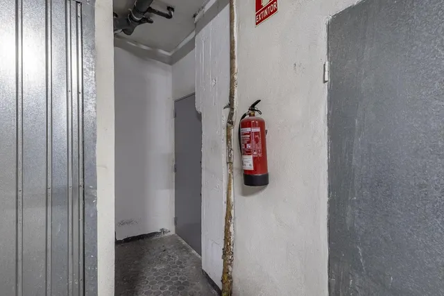 FANTÁSTICO PISO EN CONSTITUCIÓN — 27