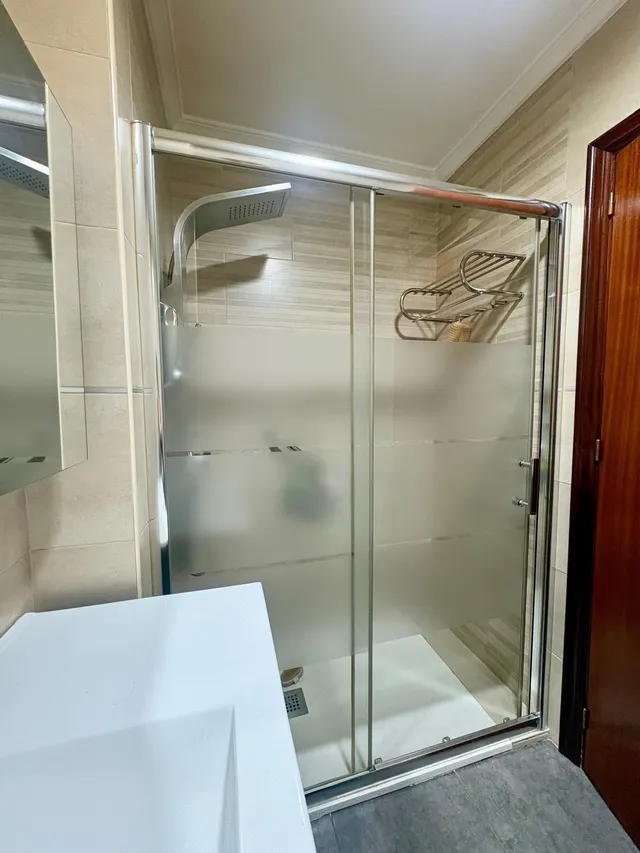Amplio Piso en zona Plaza Crevillente con Ascensor — 38
