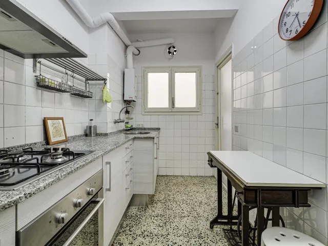 PISO EN OFERTA EN SAGRADA FAMILIA — 16