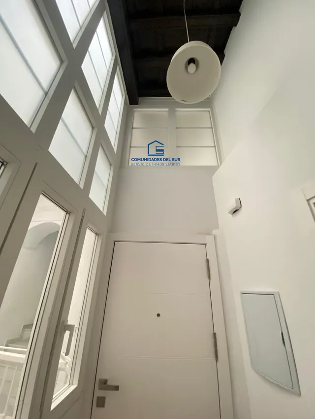 Moderno Piso Reformado en el centro de Cádiz — 21