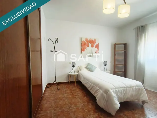 Chalet independiente en Cobisa con 8 dormitorios, piscina y jardín — 15