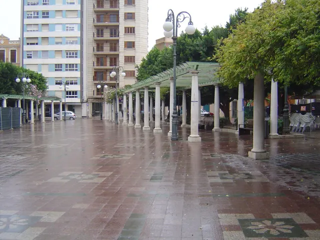 Solar con proyecto de obra. - foto 4