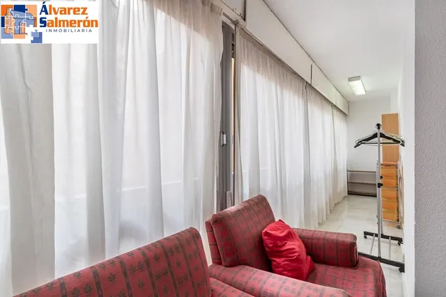 MAGNIFICA VIVIENDA EN LAS FLORES - CAMINO DE RONDA — 10