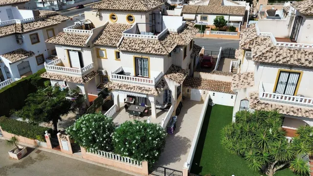 Pareado 2 habitaciones 80m² en venta - Lomas de Cabo Roig - foto 4