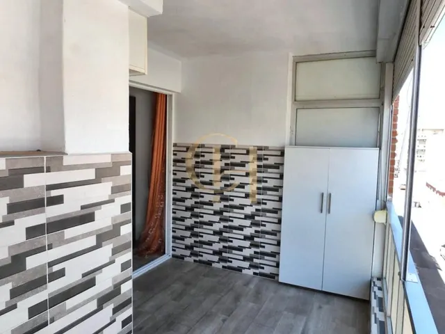 Piso con terraza en Calle Almoradí, Torrevieja — 10