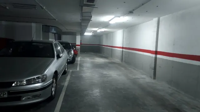 SE ALQUILA GARAJE EN MUY BUENA ZONA — 2