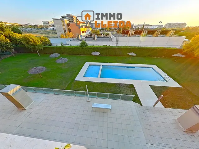 EXCLUSIVO Piso Parc de lAigua con gran terraza, parking y trastero — 31