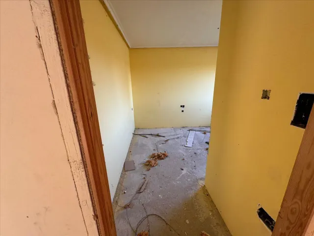 CASA DE PIEDRA CON JARDIN EN ALIJA DEL INFANTADO — 16