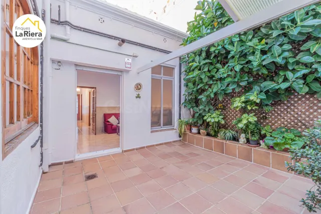 CASA CÉNTRICA CON 2 TERRAZAS - foto 3