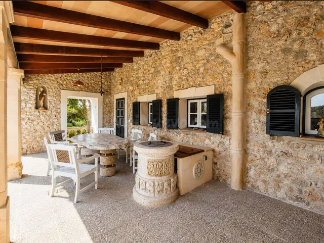 Finca rústica con pozo propio, anexos independientes y vista - foto 3