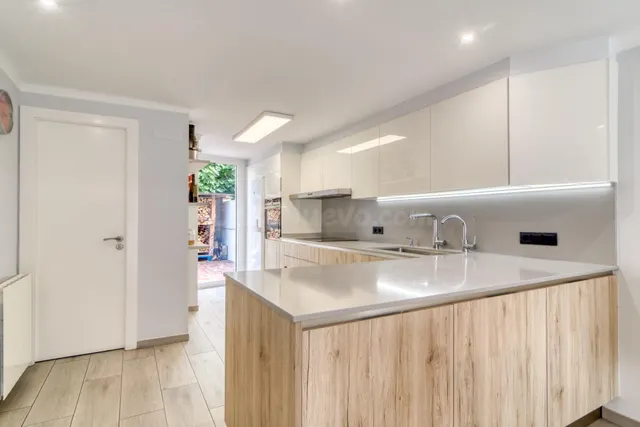 Casa en venta en Roses – Zona Cuana, a dos pasos del mar - foto 4
