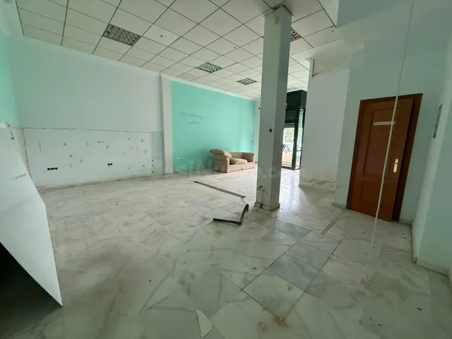 Local comercial 63m² en venta - Andalucia - foto 3