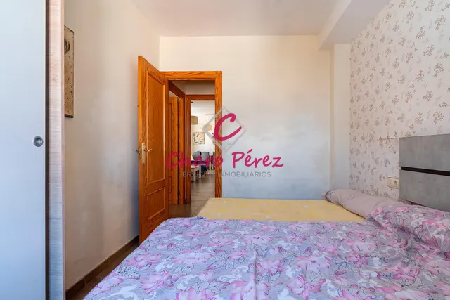 OPORTUNIDAD DE INVERSION EN EL CENTRO DE ROQUETAS DE MAR — 9