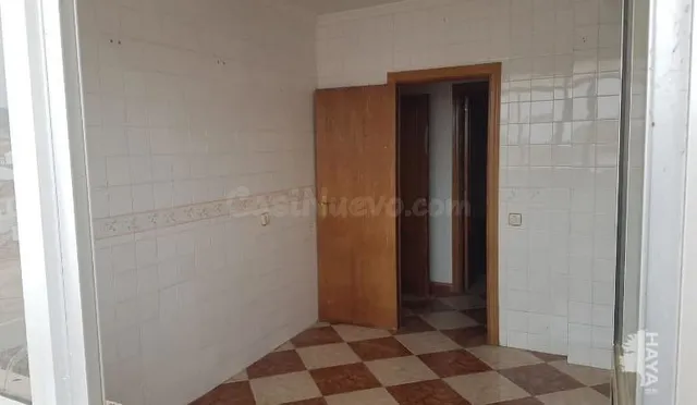 Piso en venta en Calle Virgen De Gracia (Santa Marta) - foto 5
