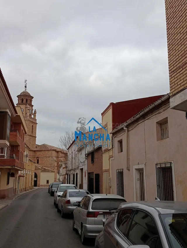 INMOBILIARIA LA MANCHA VENDE SOLAR EN LA GINETA - foto 4