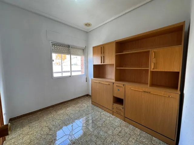 Céntrico piso de 3 habitaciones en La Unión — 12