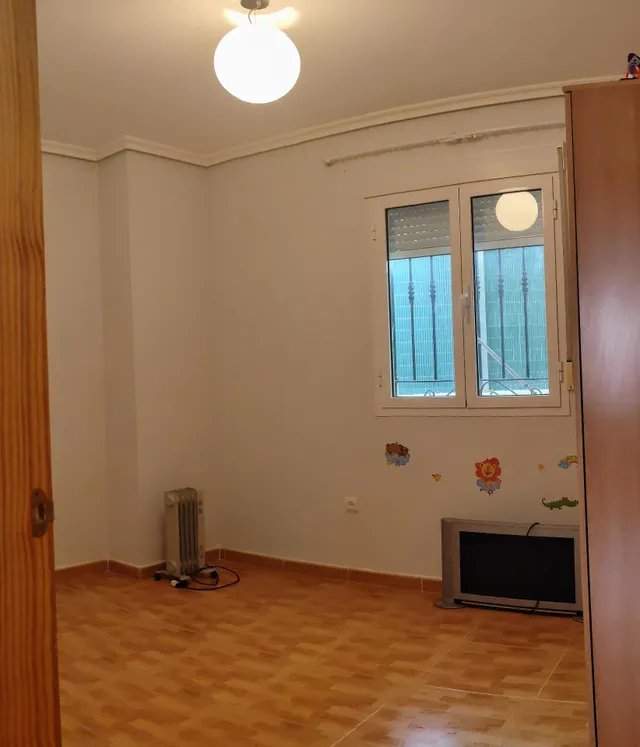 OLULA DEL RÍO ( ALMERÍA ). VENTA DE PISO DE 3 habitaciones, ASCENSOR, GARAJE Y TRASTERO. — 12