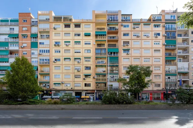 ¡Tu nueva inversión te espera en Camino de Ronda! ✨ EXTERIOR! VISTAS A CAMINO DE RONDA! — 3