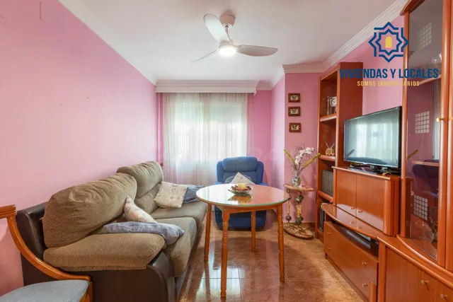 Casa independiente a 5 minutos de Granada en buen estado para entrar a vivir — 5
