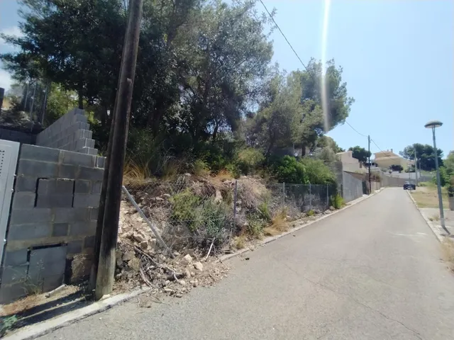 Terreno urbano edificable en venta de 840 m2 en zona residencial de Cunit — 9