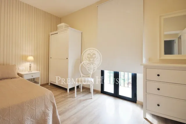 Casa señorial reformada en Llinars del Vallés — 30