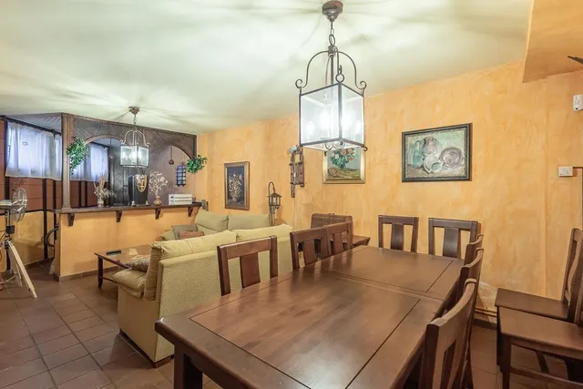 Encanto, luz y calidad de vida en Ogíjares, a un paso de Granada Vendemos esta casa — 33