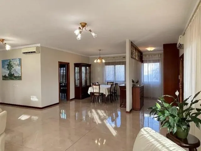 Villa de Lujo independiente, 5 dormitorios, 4 baños, piscina, jardines, gran parcela, en Ciudad Quesada!!! — 5