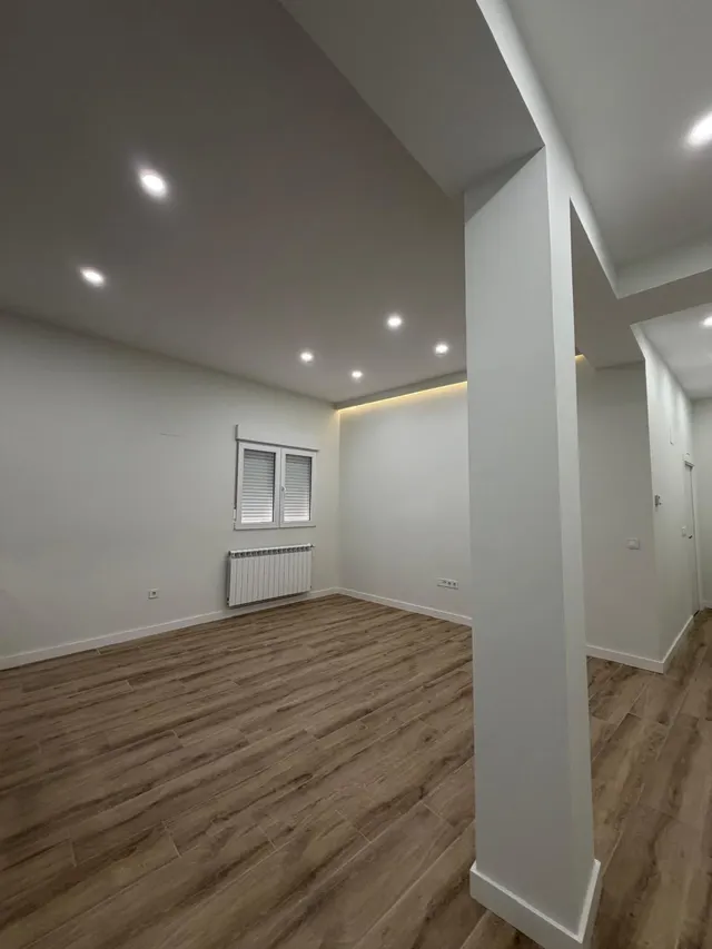 Exclusivo Piso en Alquiler - Calle Italia, Valladolid — 36