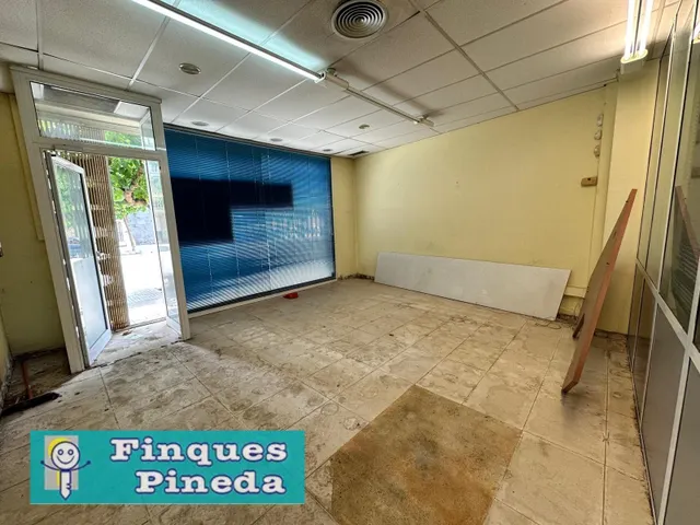 Local comercial a 50m de la playa en Calella — 9