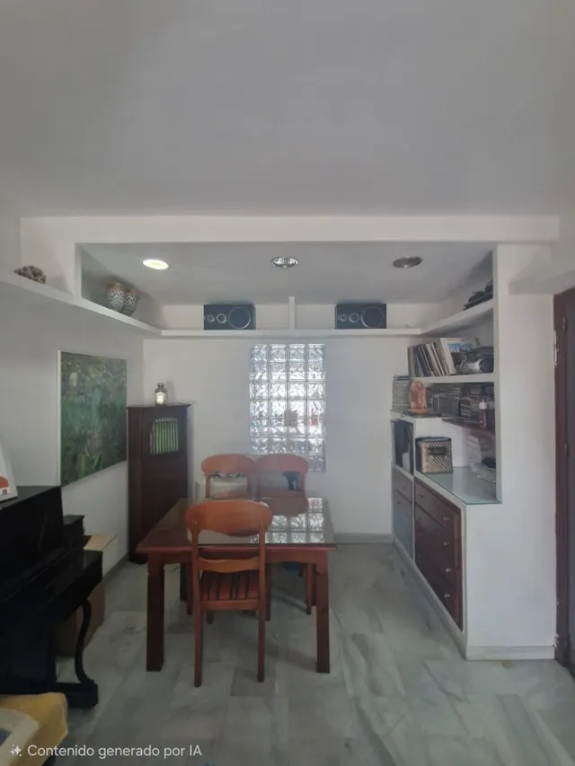 ADOSADO CON ENCANTO EN EL ALMENDRAL — 47