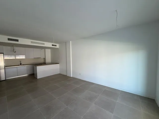 Bajo SUROESTE con altura de primera con terraza y jardín con vista al Mar — 7